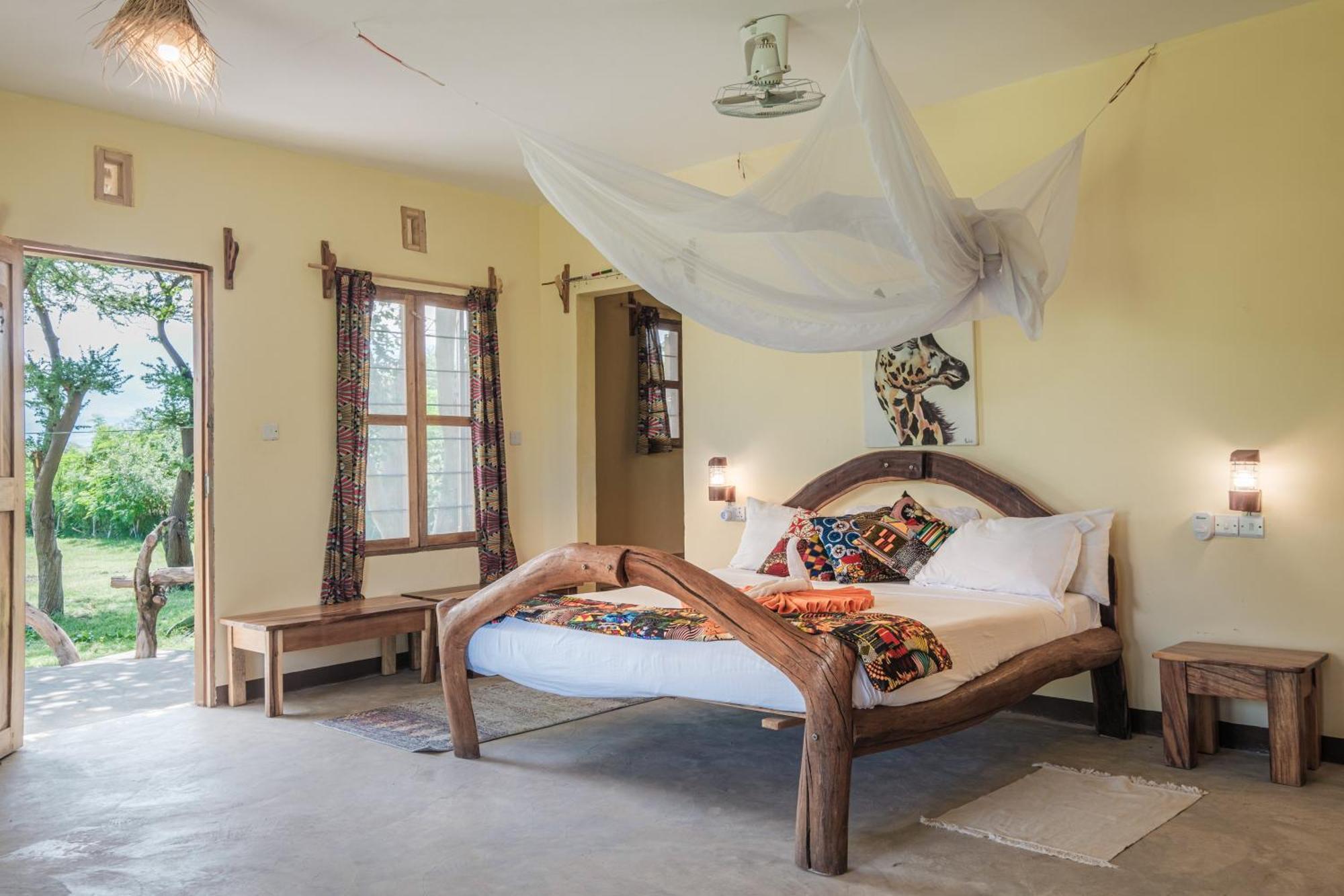 Lake Natron Maasai Giraffe Eco Lodge And Camping Mtowabaga Exterior foto