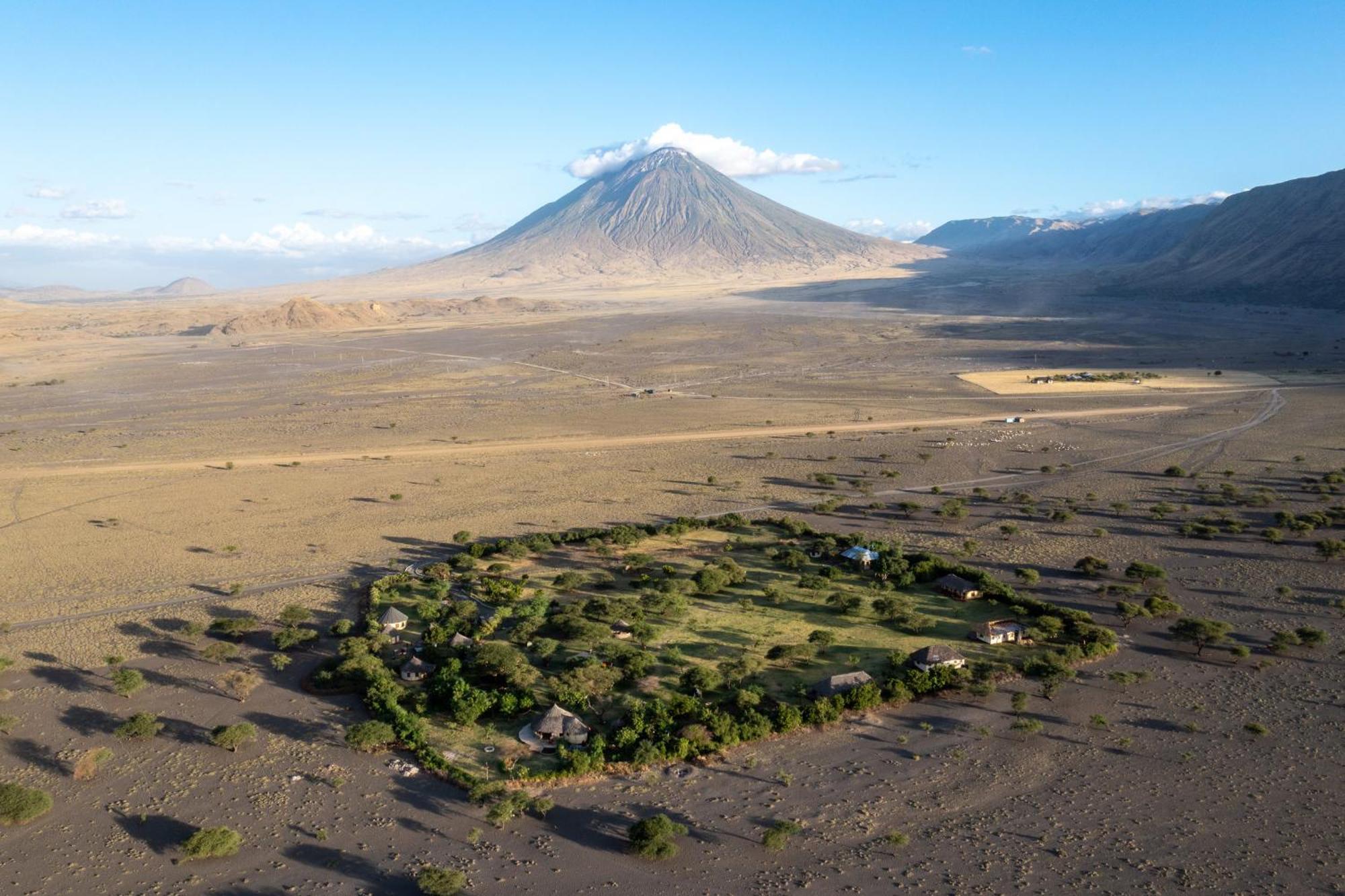 Lake Natron Maasai Giraffe Eco Lodge And Camping Mtowabaga Exterior foto
