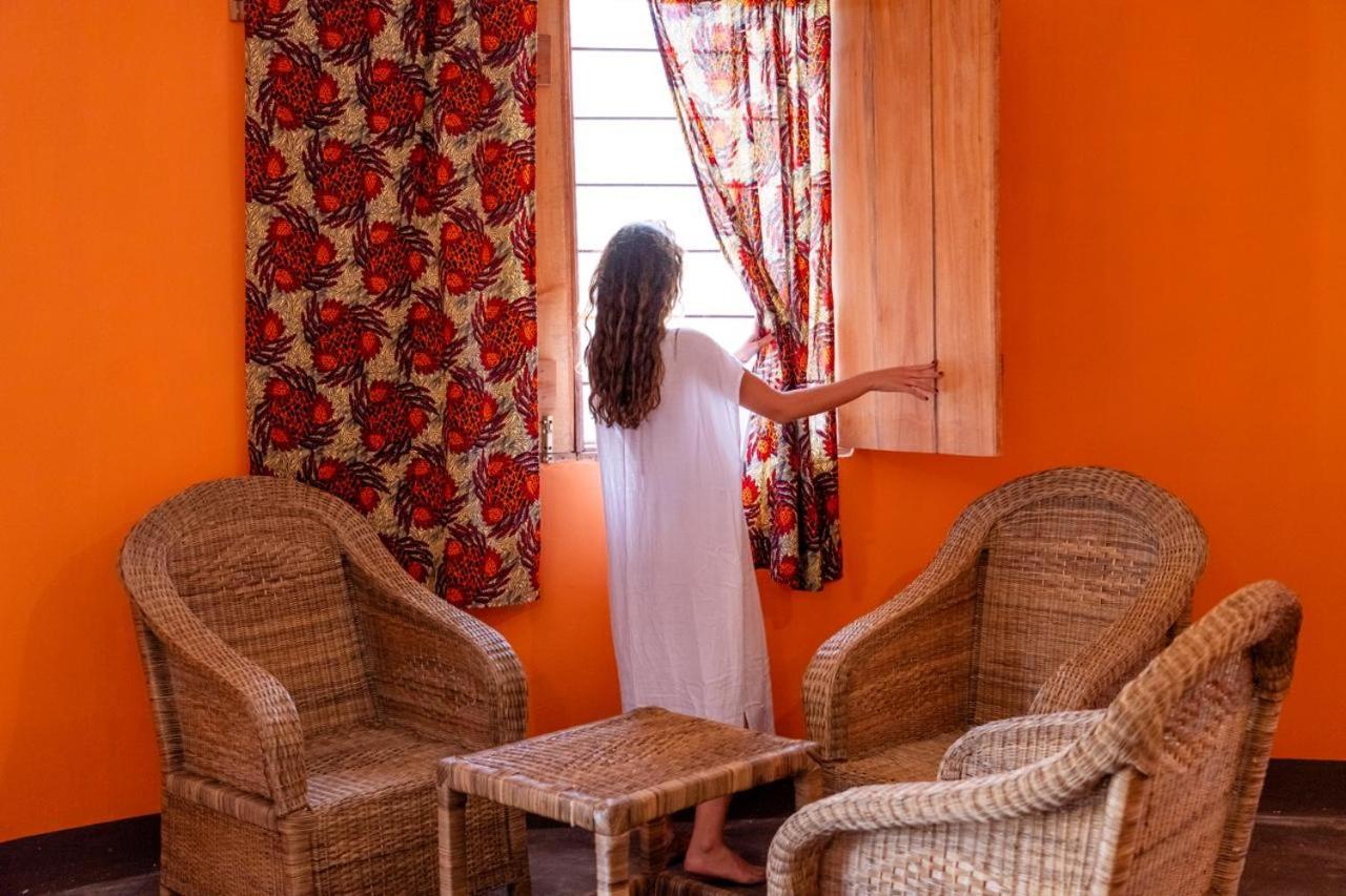Lake Natron Maasai Giraffe Eco Lodge And Camping Mtowabaga Exterior foto